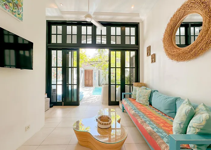 Villa Neno Seminyak (Bali)