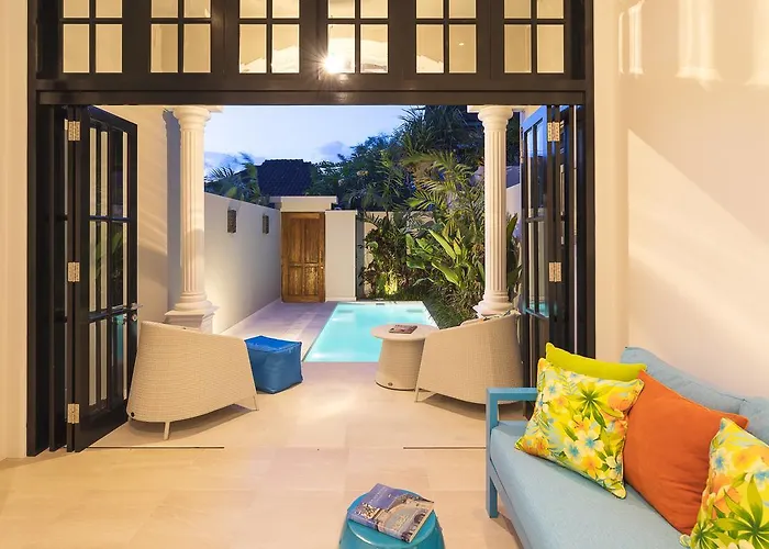 Neno * Seminyak (Bali)